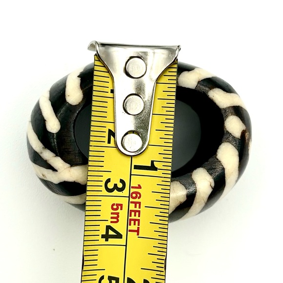 Zebra Pattern Painted Napkin Rings -Set of 6 - Picture 5 of 5